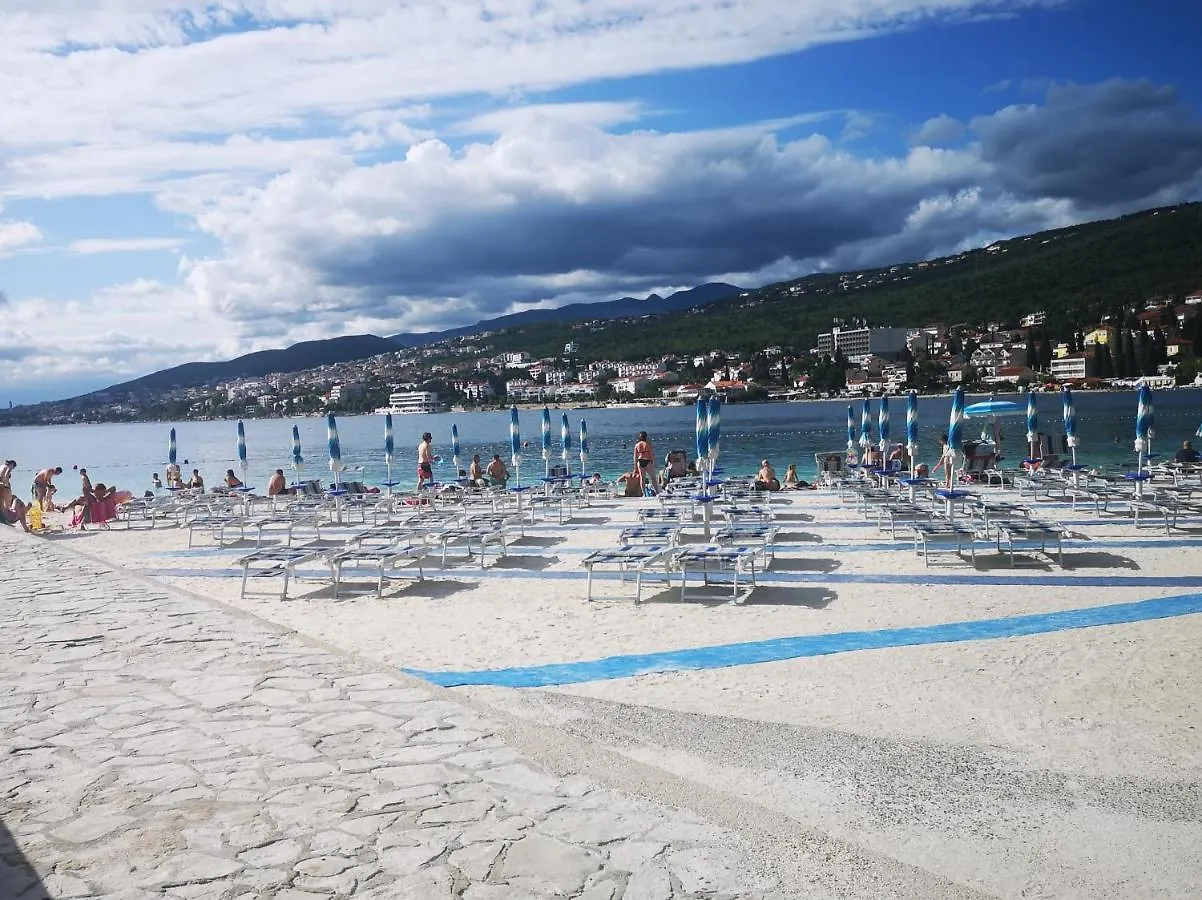Apartmani Magas Selce Κροατία