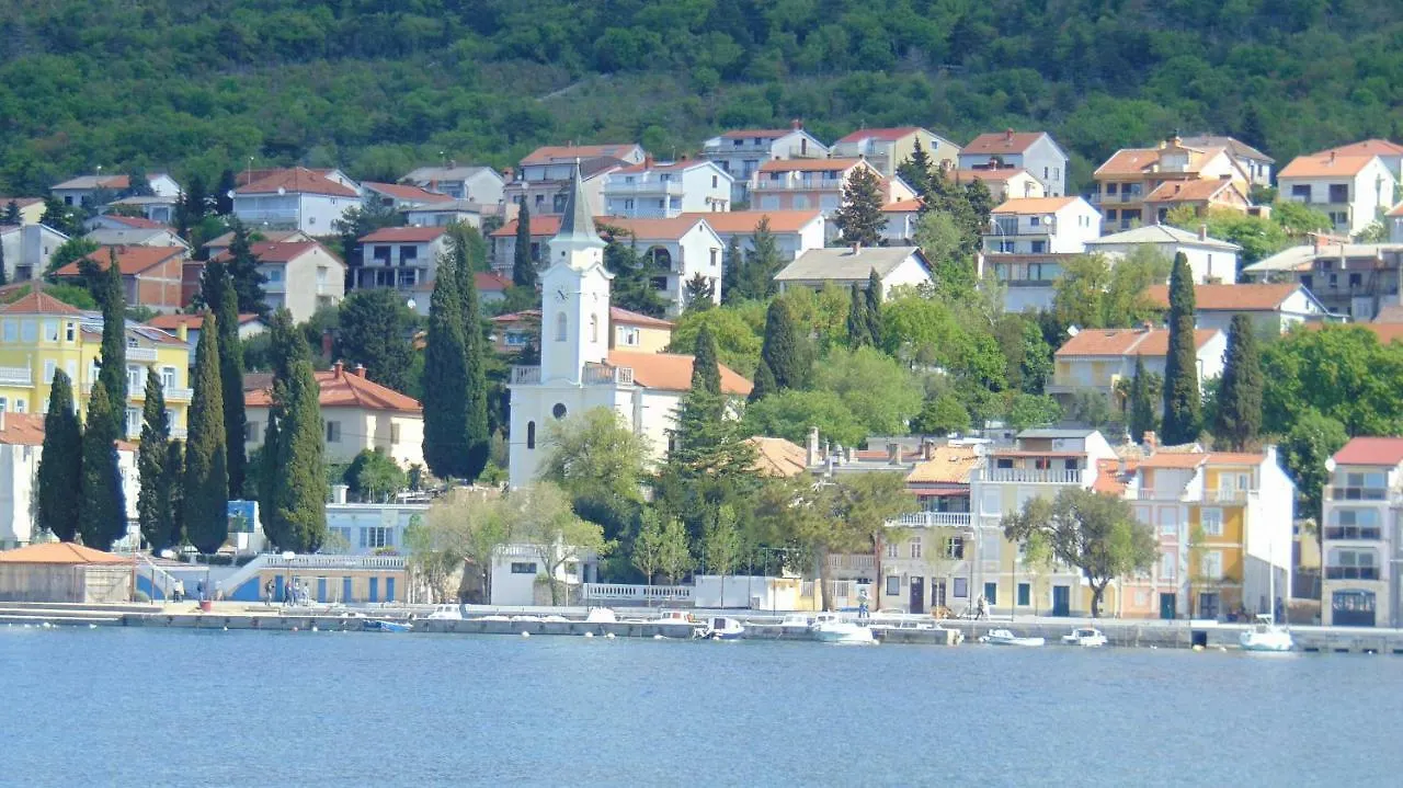 Apartmani Magas Selce Κροατία